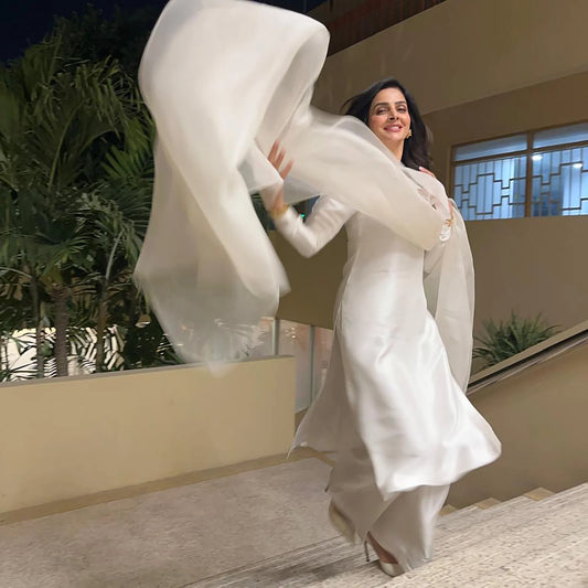 White, Stripped Down To Shape And Shine | SADAF KANWAL