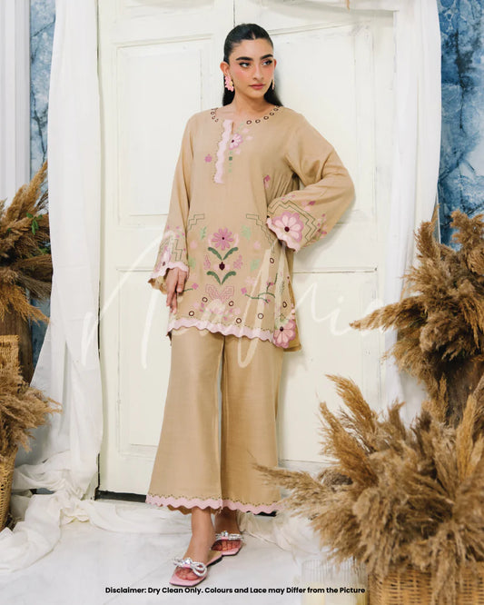 Bloom | Pashmina Drop 1 |  Nia Mia