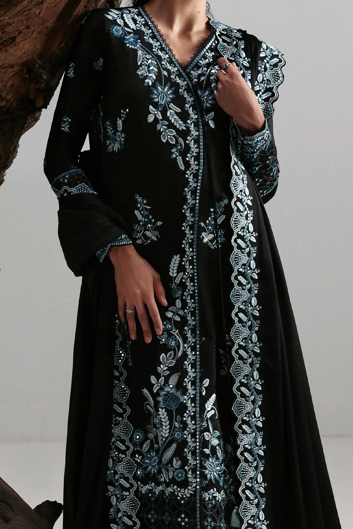 RHYLEN | LUXURY PRET | AFROZEH