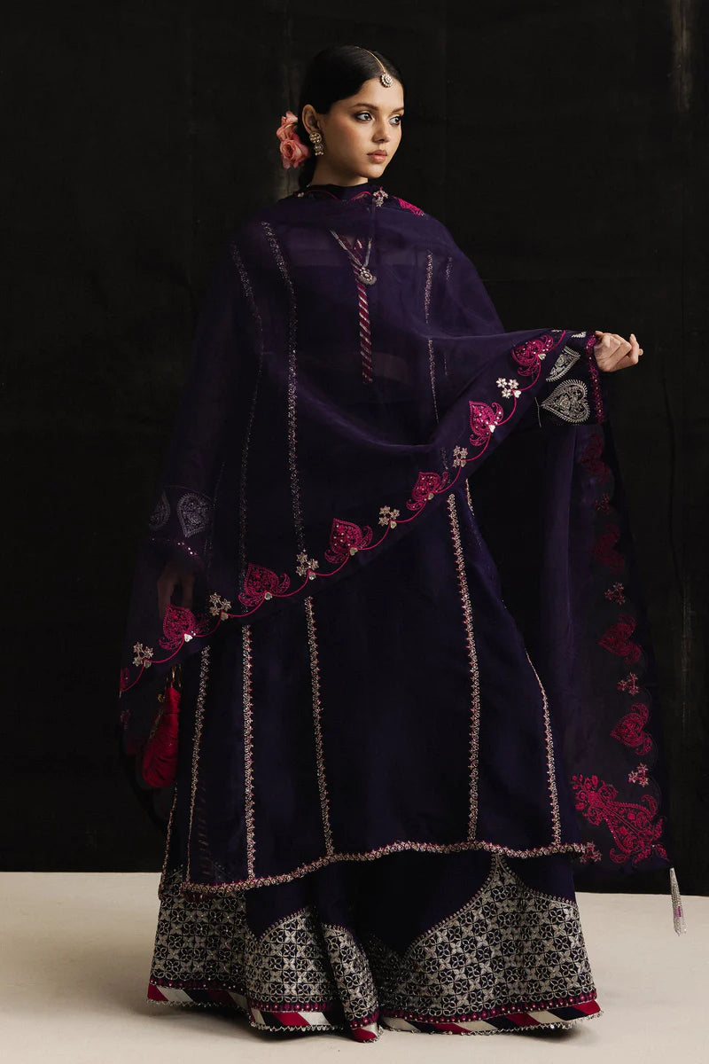 IMAYA | STUDIO PORTRAITS | Zara Shahjahan