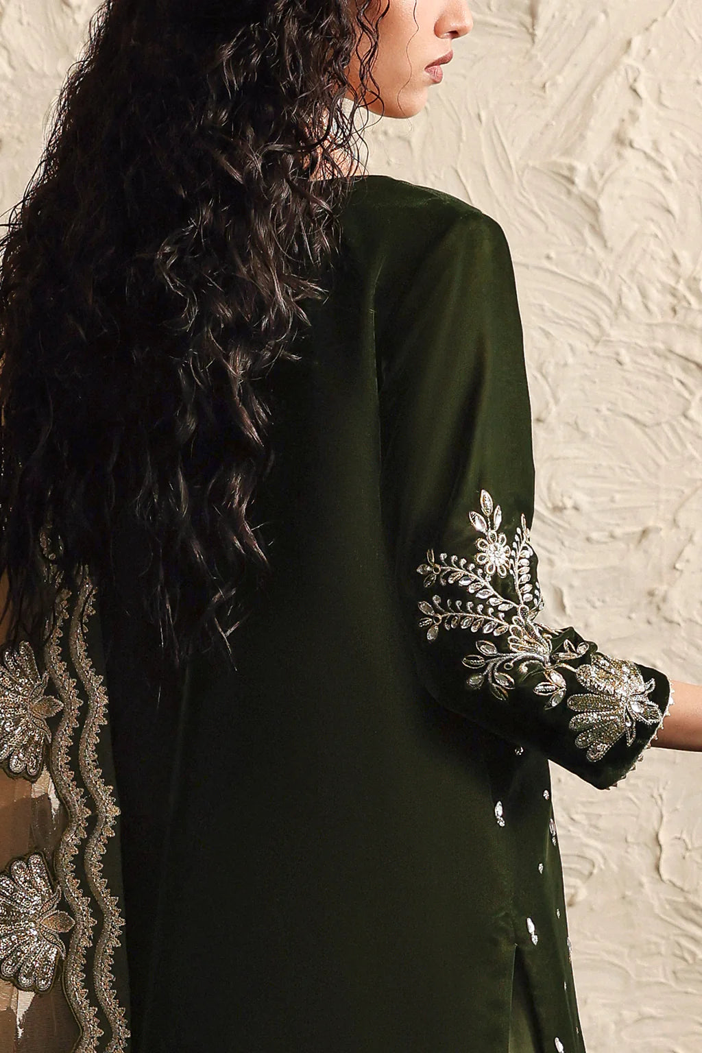 KV-71 | VELVET MUSES '25 | VANYA