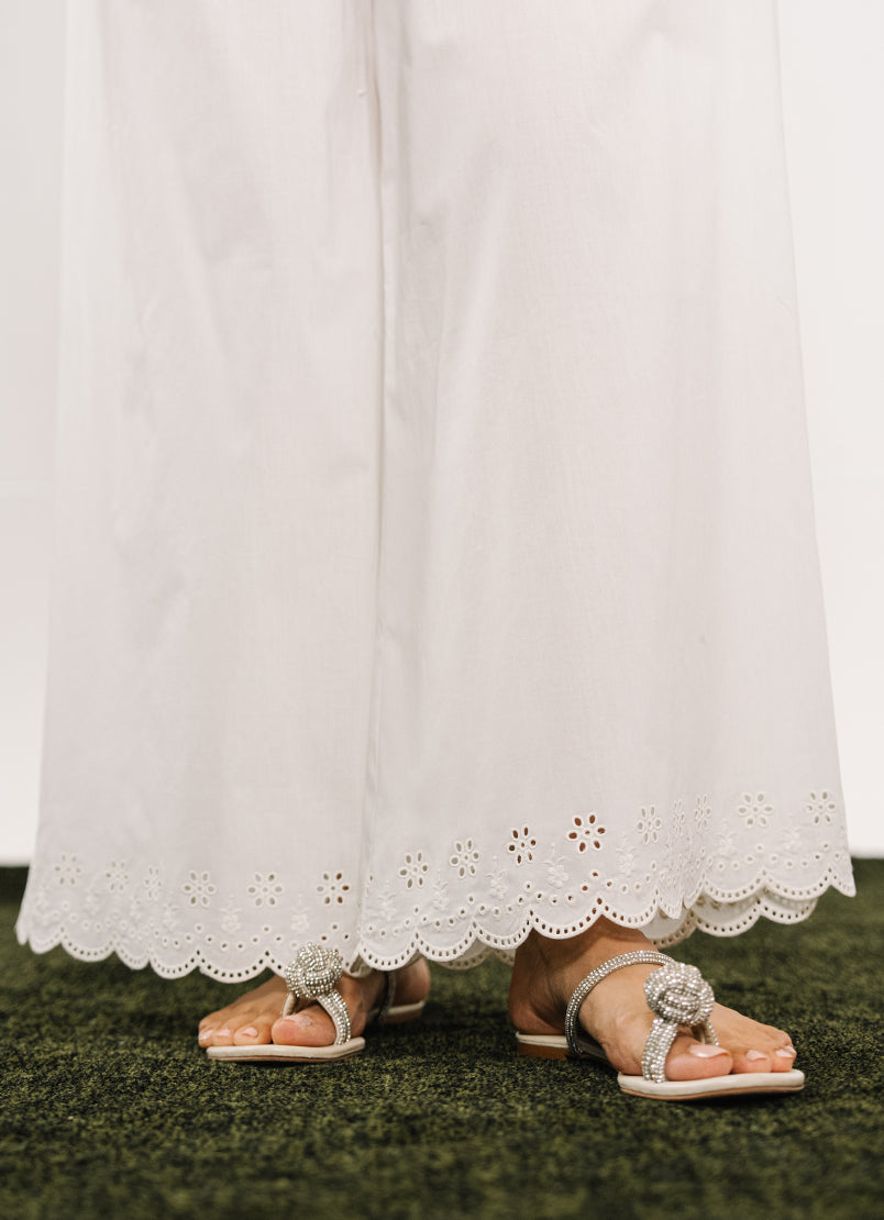 15782/101/101 | NEW ARRIVALS BOTTOMS | IMAGE