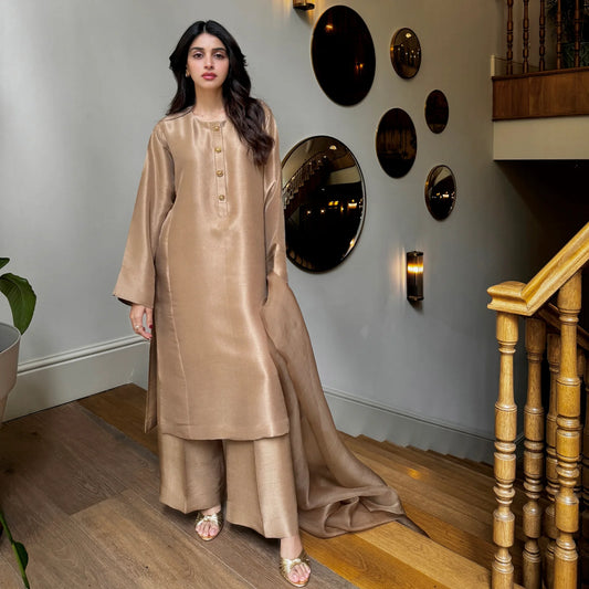 Golden Hues | SADAF KANWAL