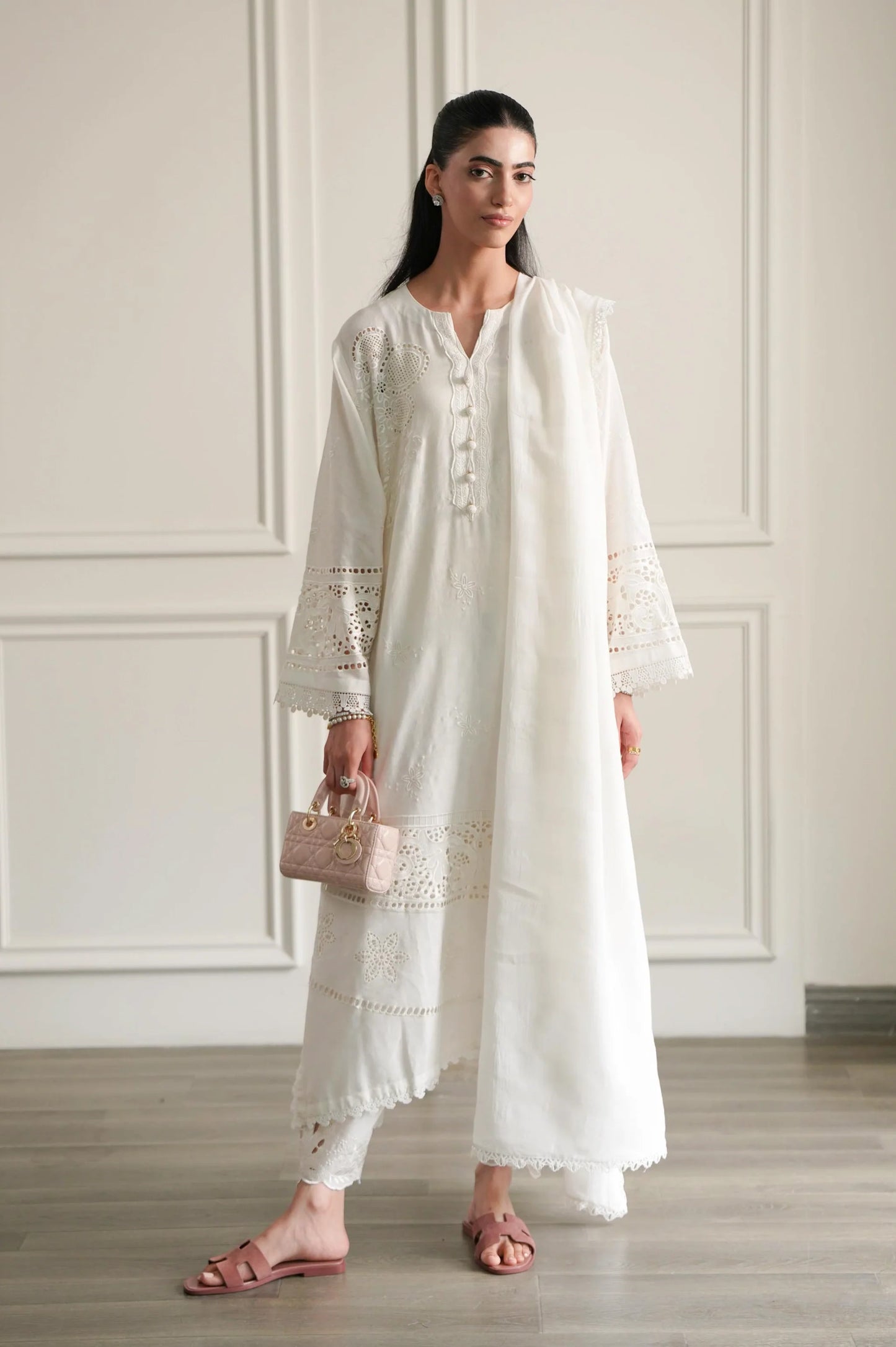 Sunday white | Errand Era | La Pret