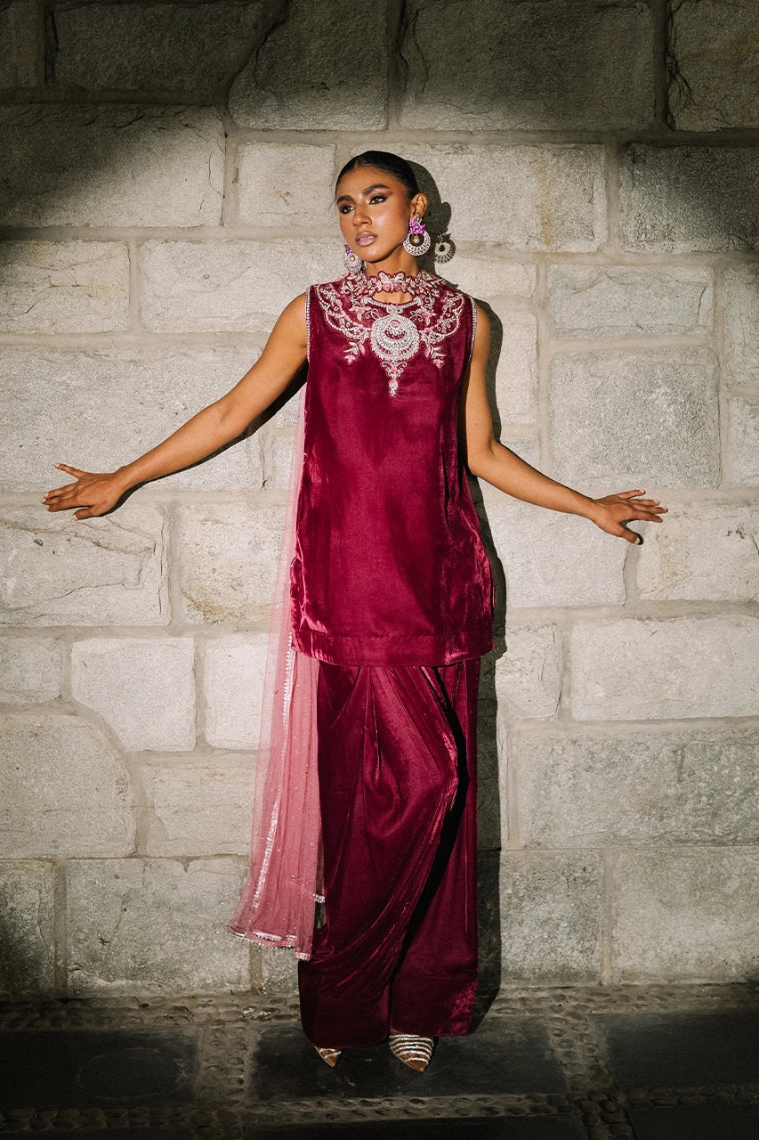 Hania | Verdant Velvets '25 | Nadia Farooqui