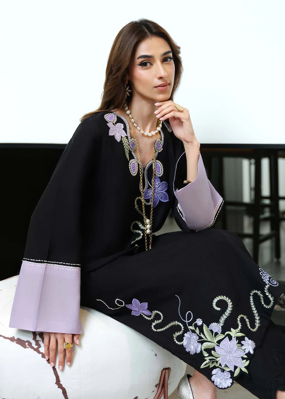 Luna | Basic Pret'26 | Saira Shakira