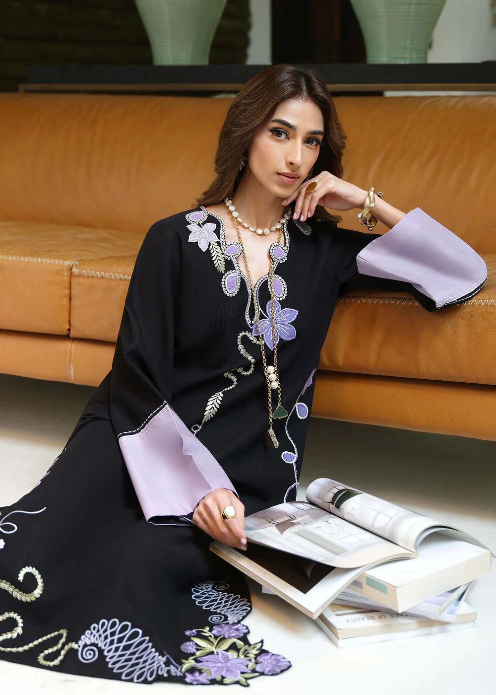 Luna | Basic Pret'26 | Saira Shakira