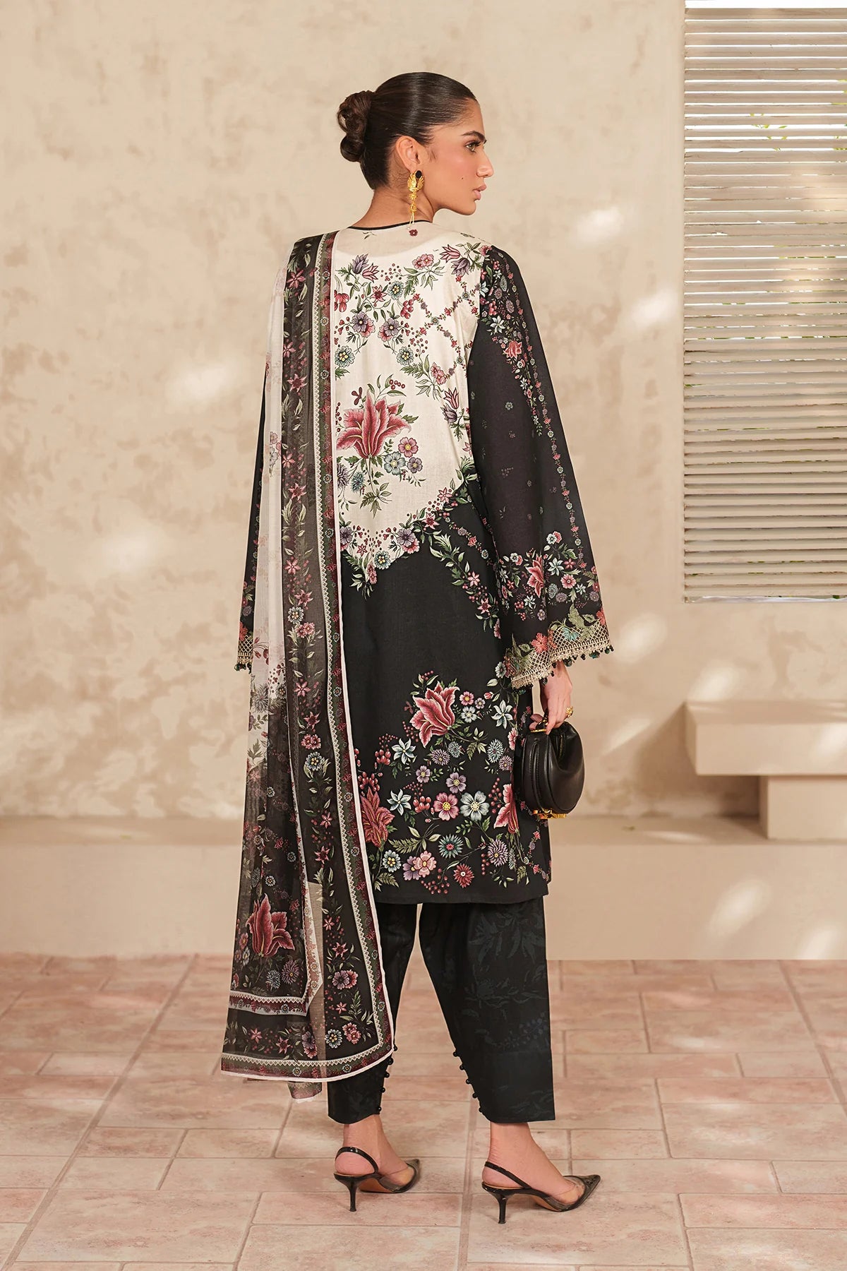 ESUF4415 | UNSTITCHED | Baroque