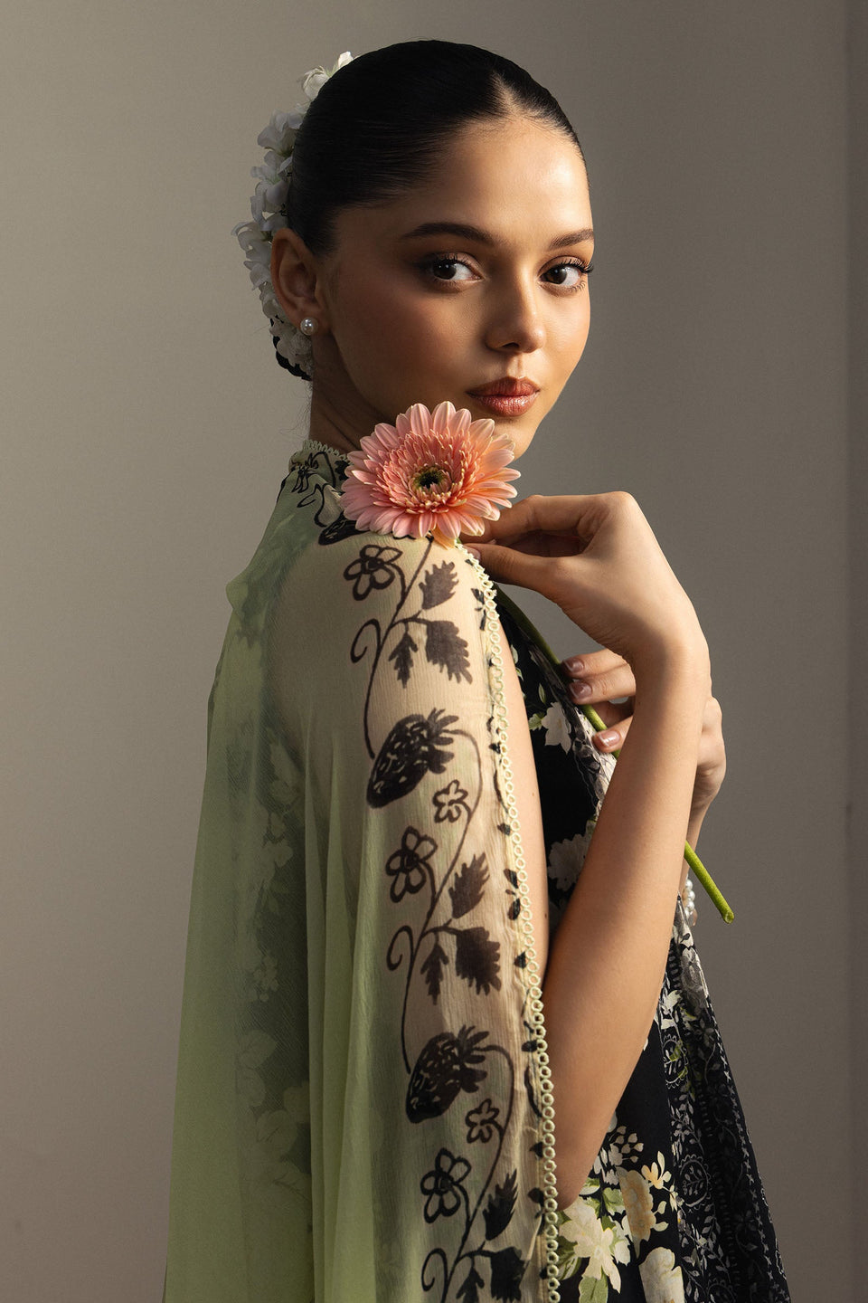 Haru-1B | Coco Prints Drop II By Zara Shahjahan (RTS)