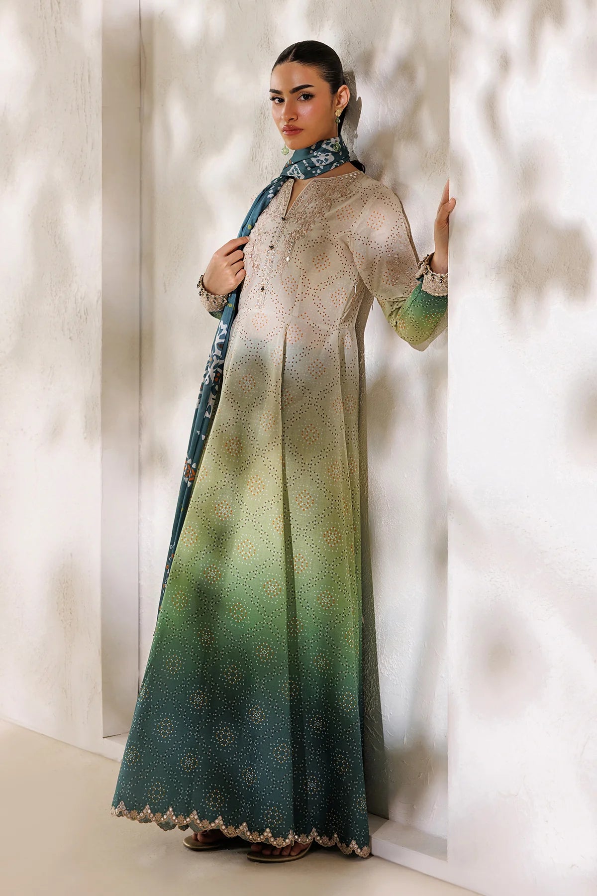 ESPR1345 | New In | Baroque