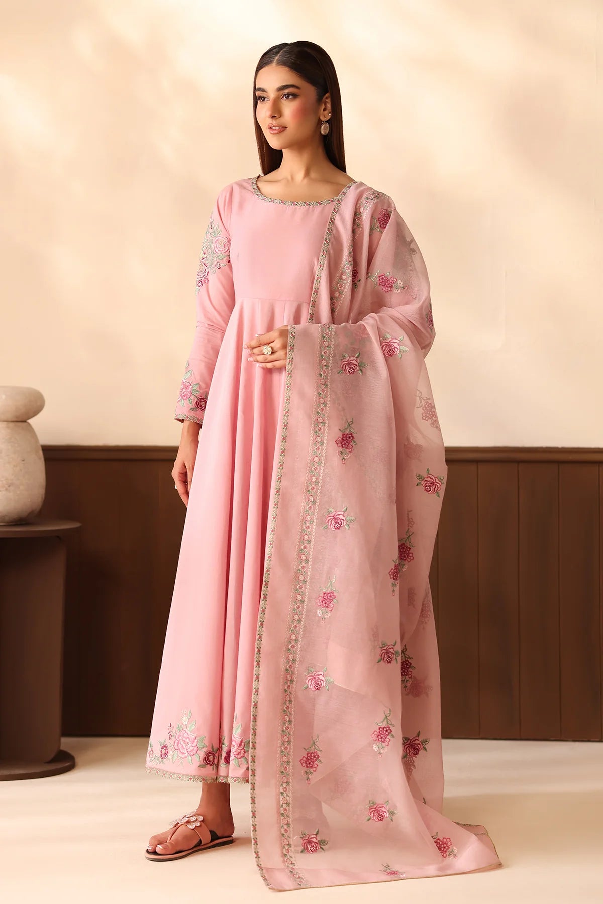 ESPR1354 | New In | Baroque