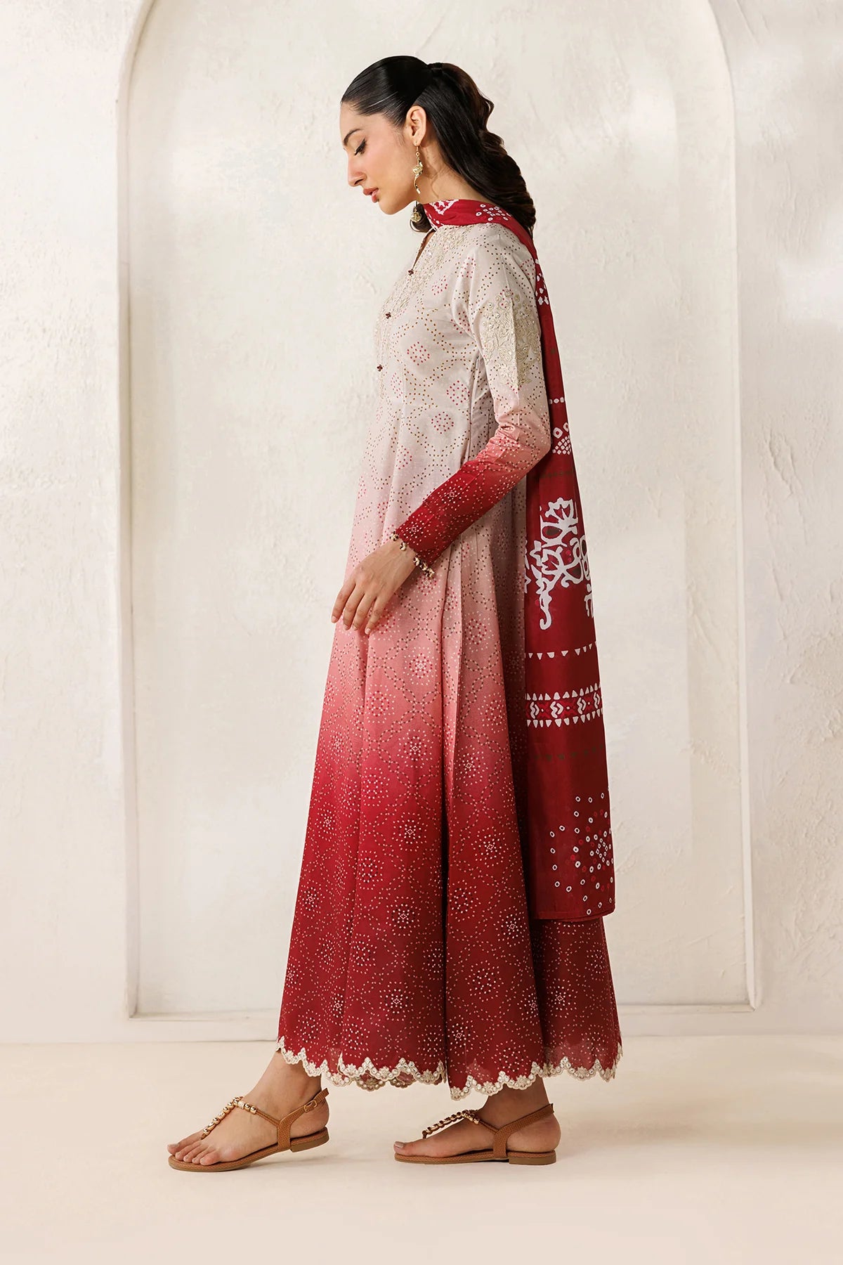 ESPR1346 | New In | Baroque