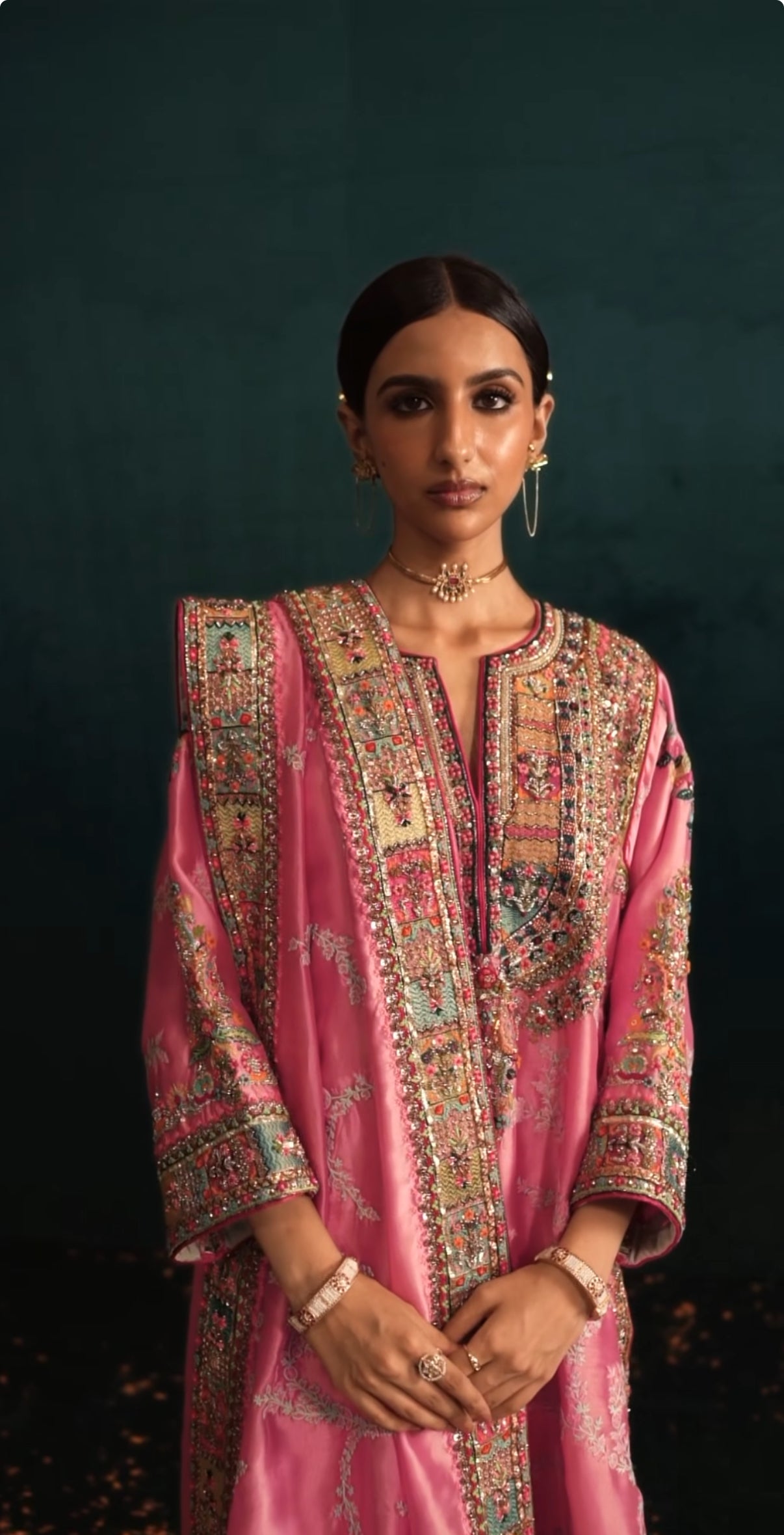 Mahira Khan | Rano Heirloom