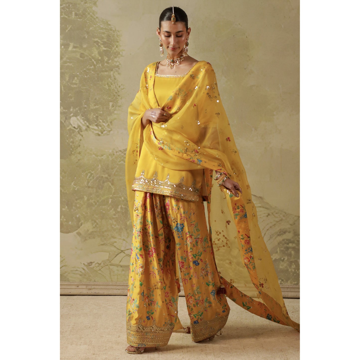 PRINTED YELLOW OUTFIT | DYOT | Sheesham‘26