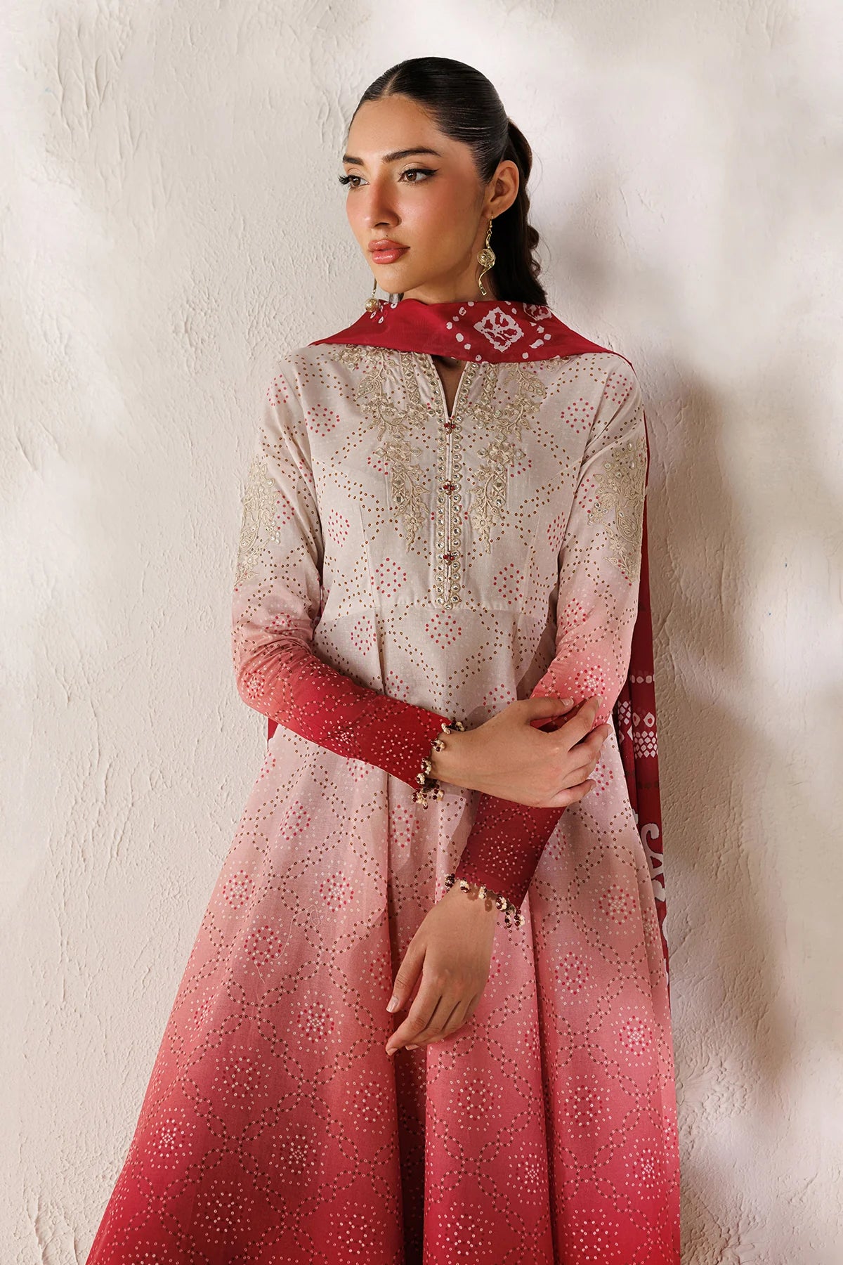 ESPR1346 | New In | Baroque