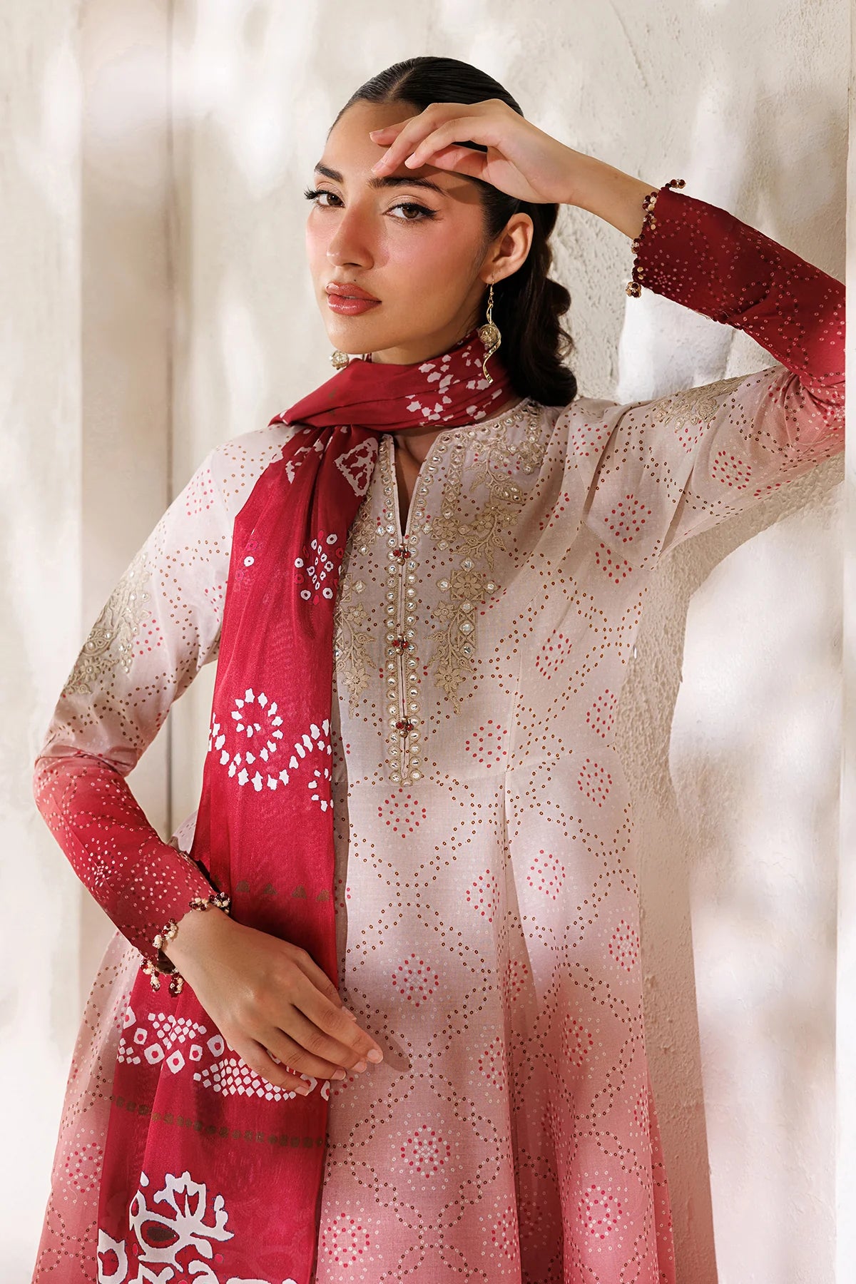 ESPR1346 | New In | Baroque