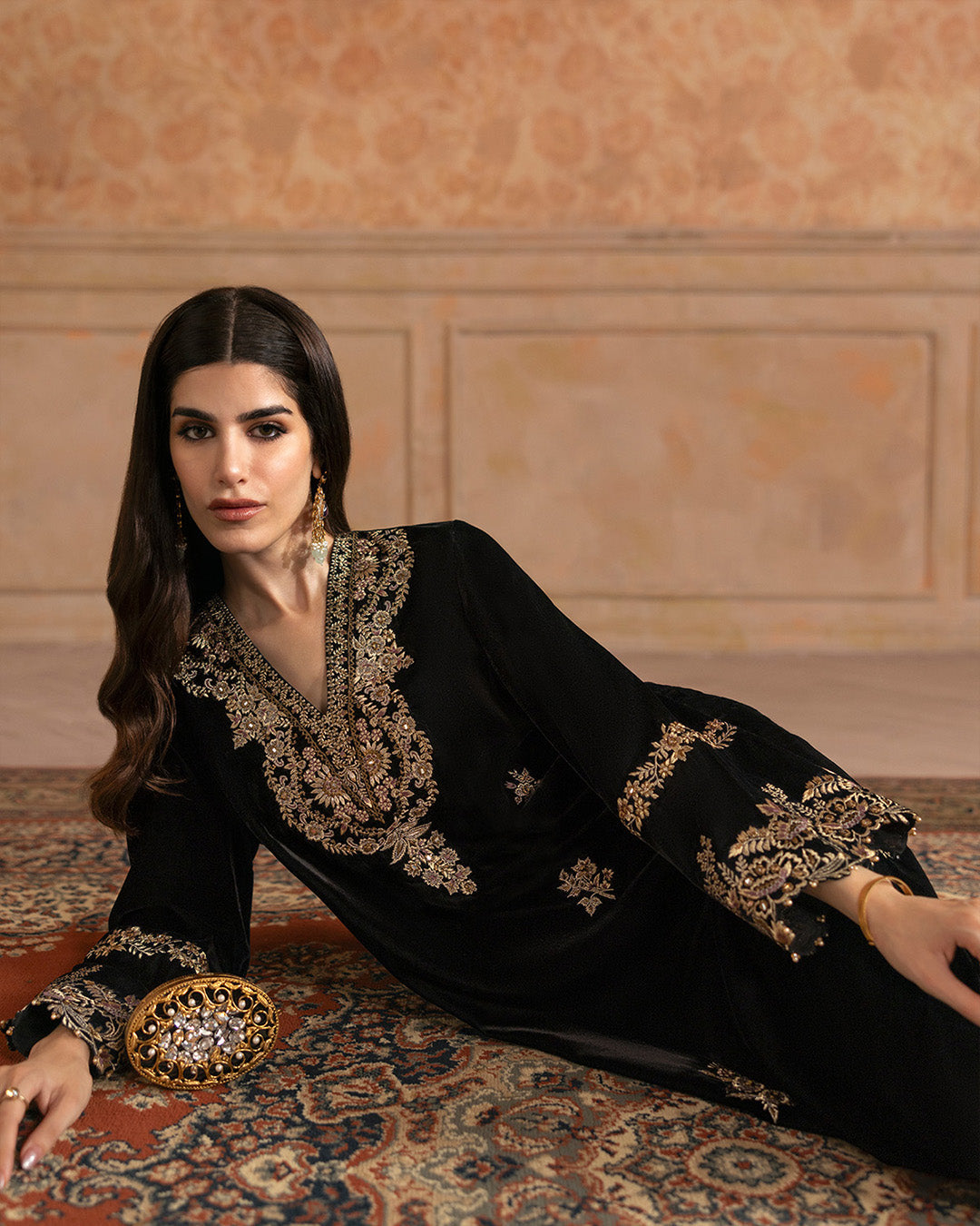 Vita | Faiza Saqlain