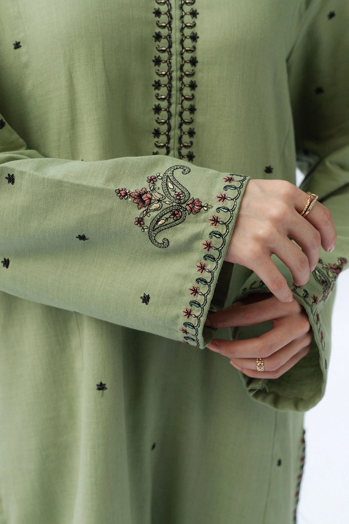 Pine | Basics A/W '25 | Zara Shahjahan