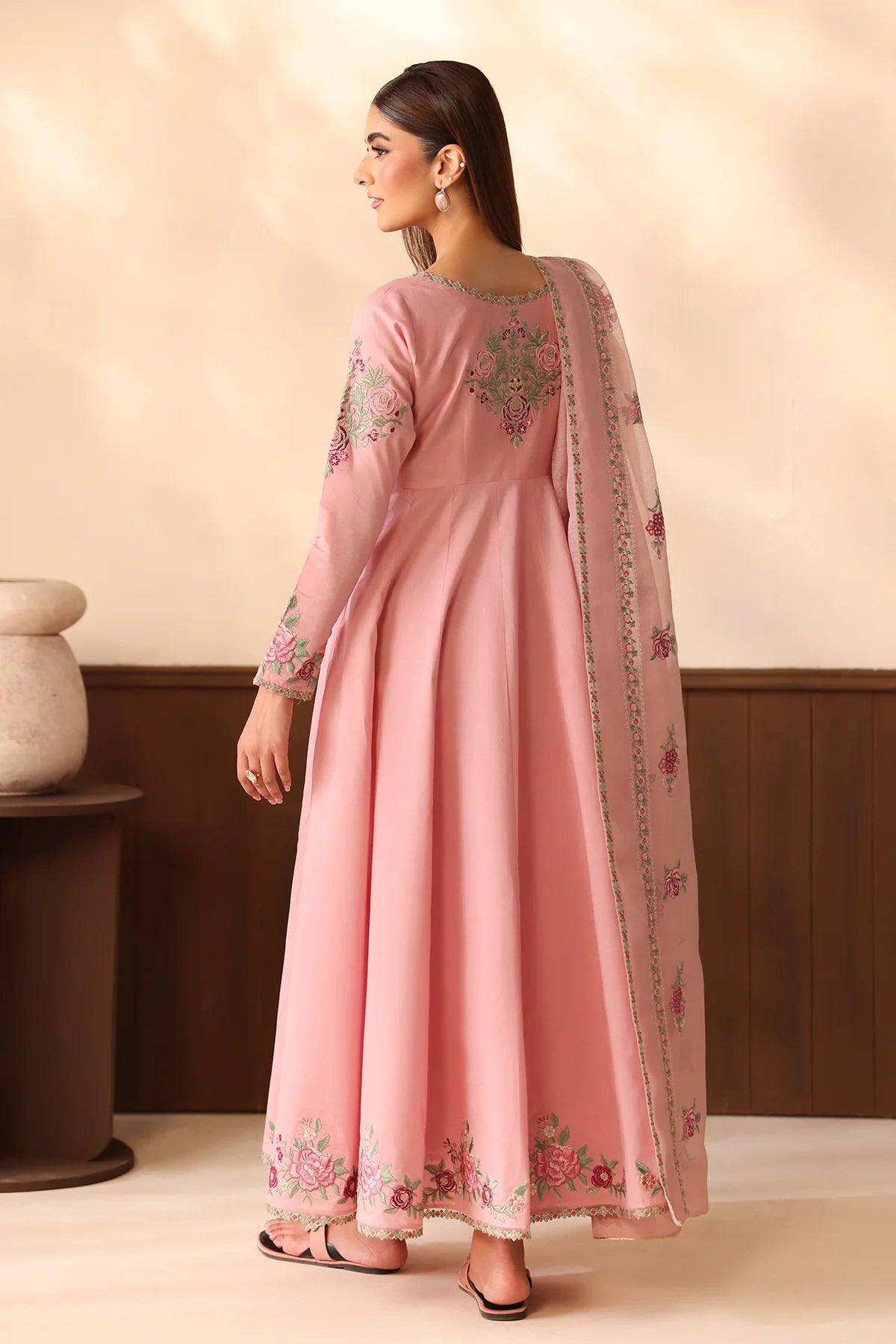 ESPR1354 | New In | Baroque