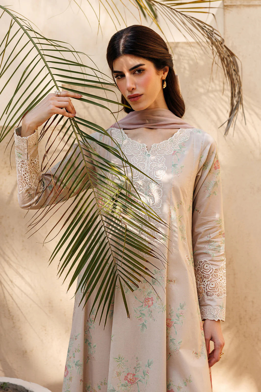 UE-673 Printed Lawn | Iznik