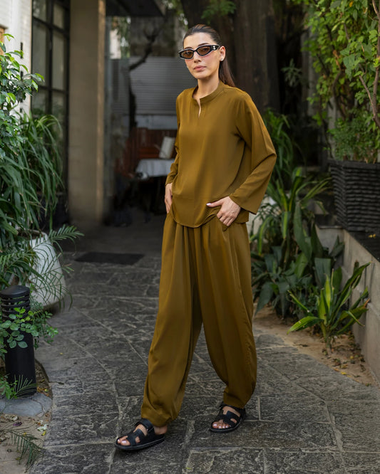 Olive Twill Go to Set | LIRA