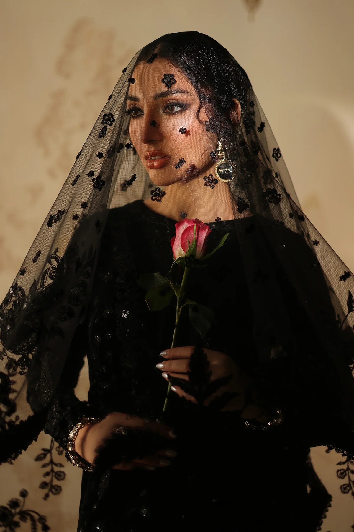 EMBROIDERED VELVET SF-4320 | Baroque