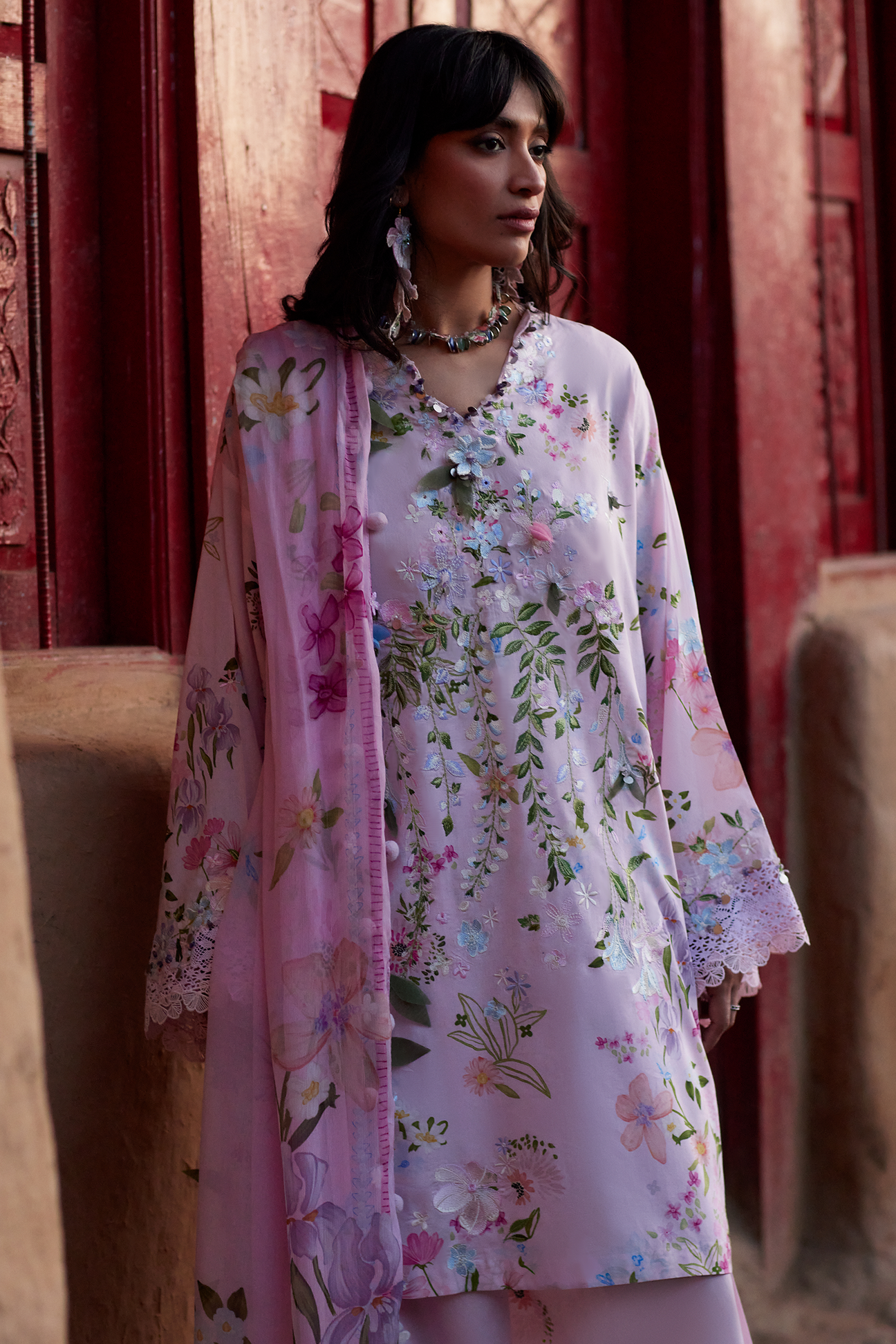 JIĀ (佳) (ZL26-12 A) | Zaha Festive Lawn’26