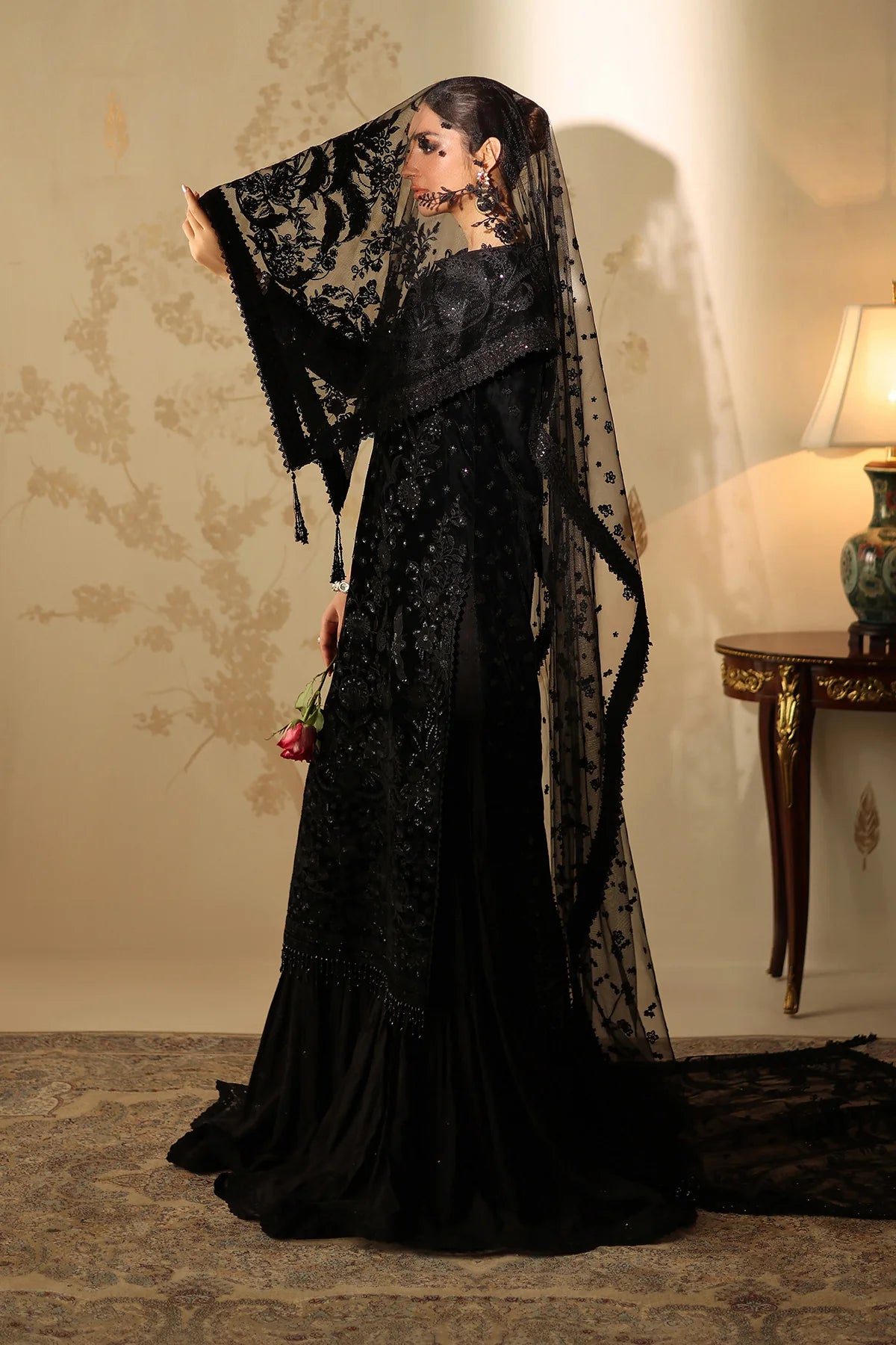 EMBROIDERED VELVET SF-4320 | Baroque