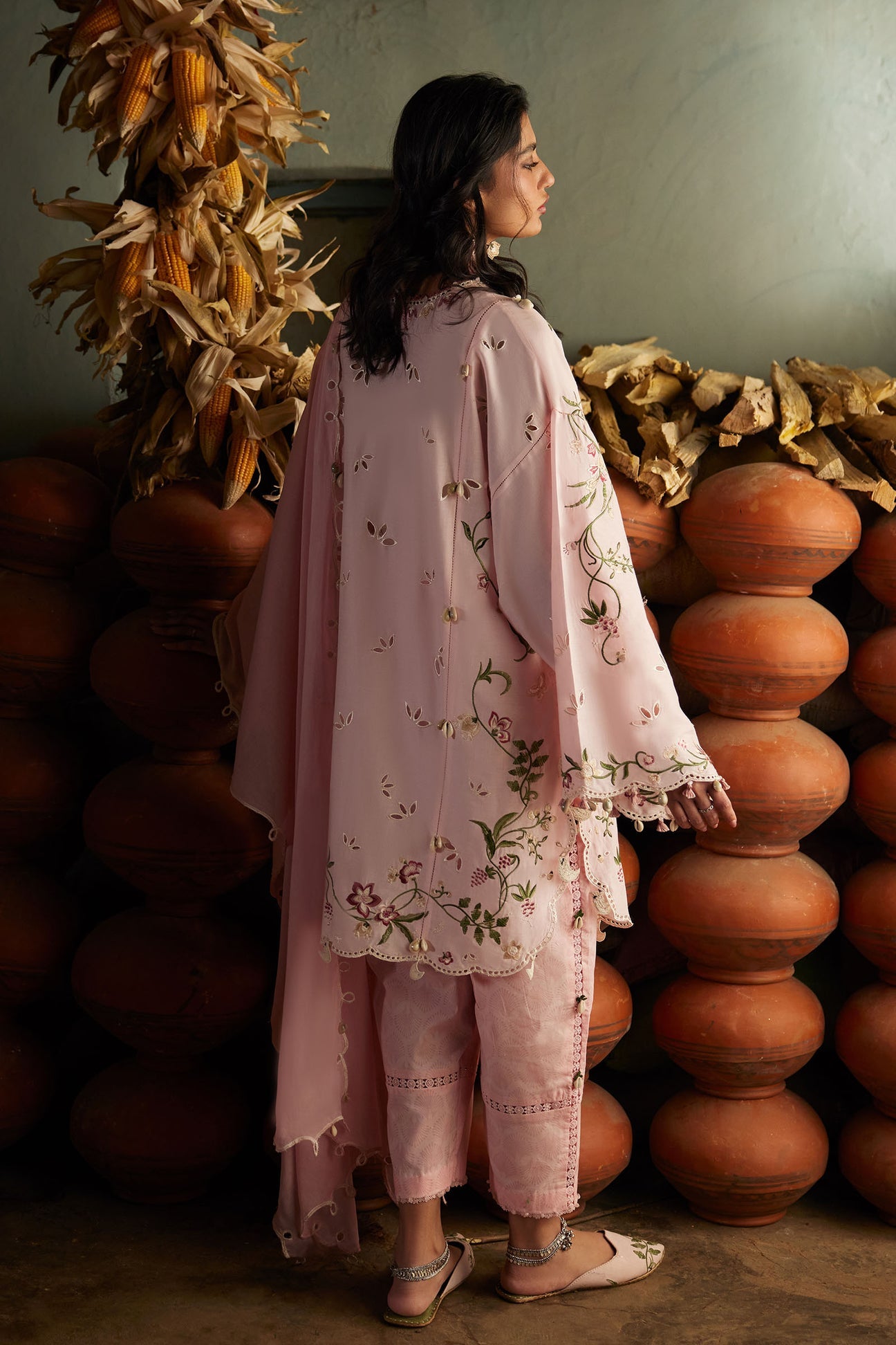 JIĀYĪN 嘉音 (ZL26-04 A) | Zaha Festive Lawn’26