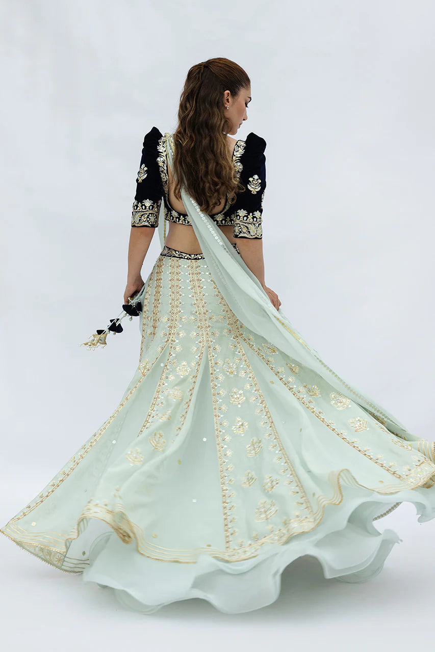 Nari | The Winter Edit '25 | Sania Maskatiya