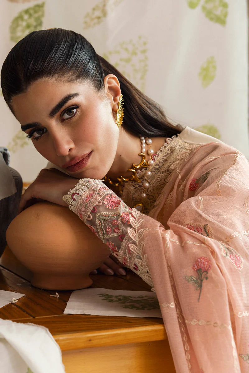 DC-07 TYRAH | Qline by Qalamkar Lawn 2025