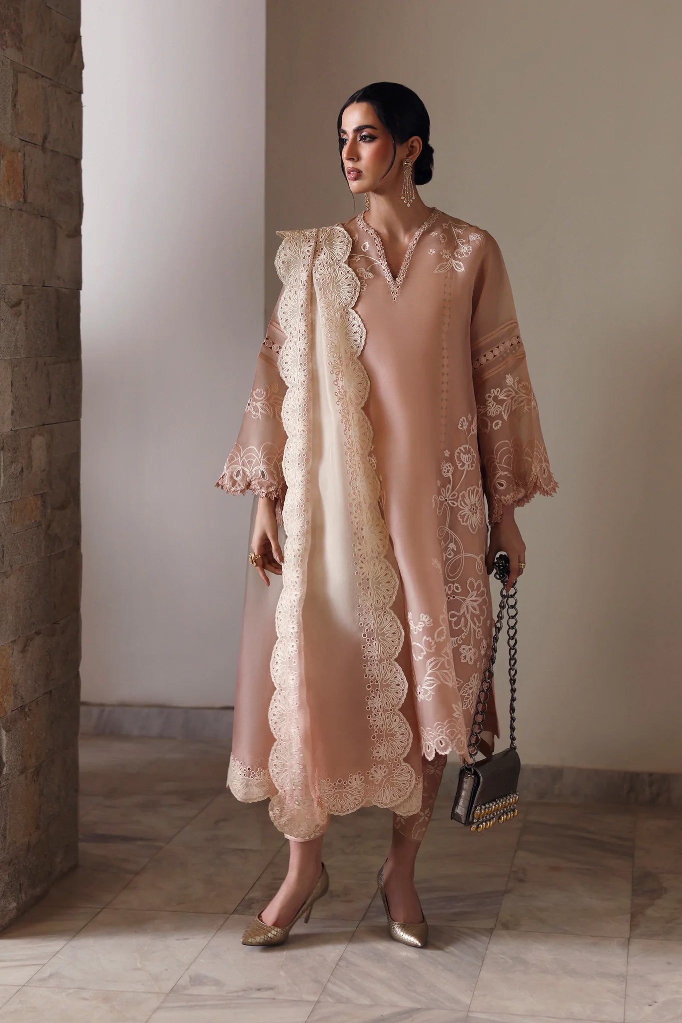 AVAIA (EV-21476) | NOURA | ELAN