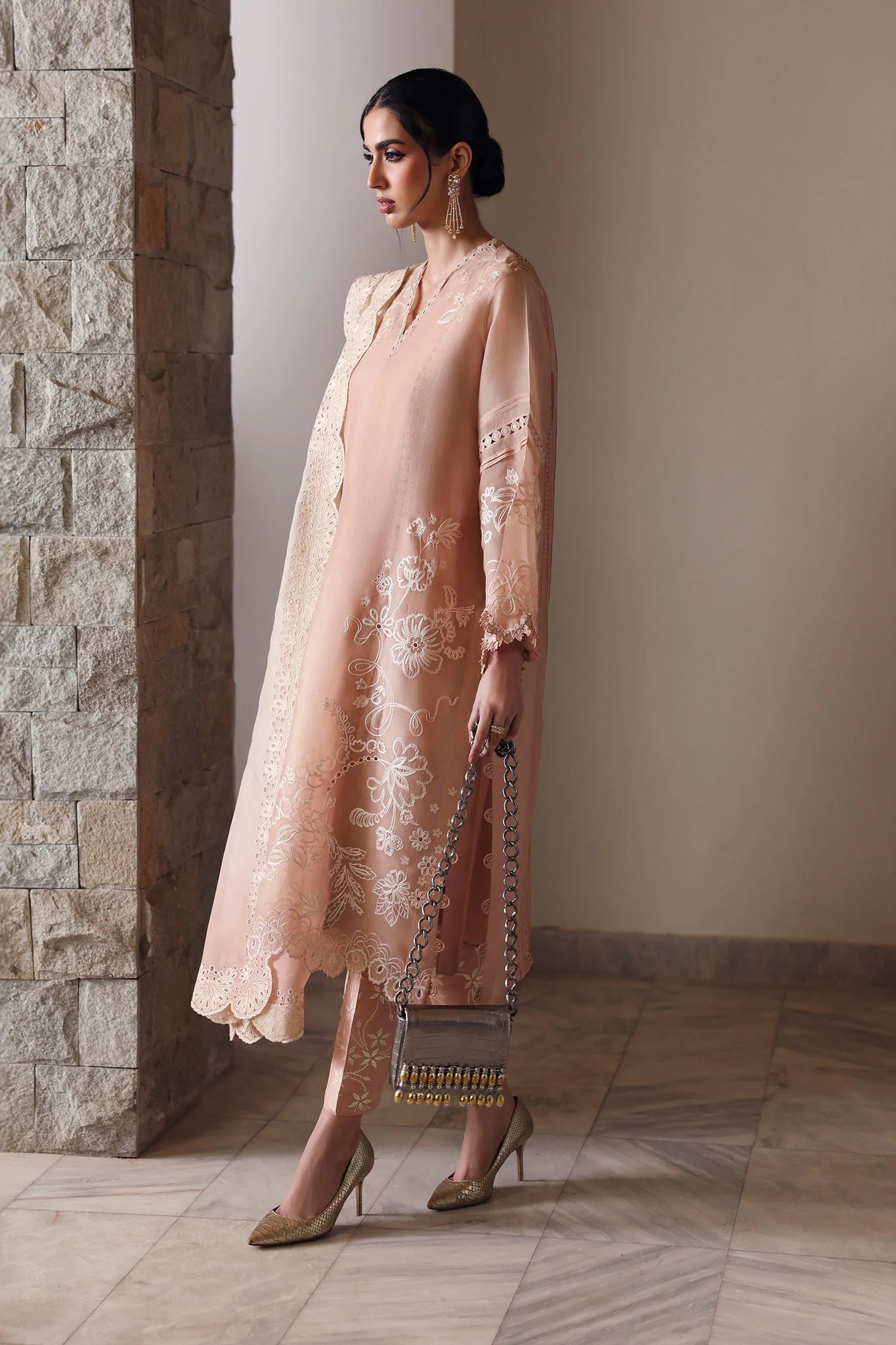 AVAIA (EV-21476) | NOURA | ELAN