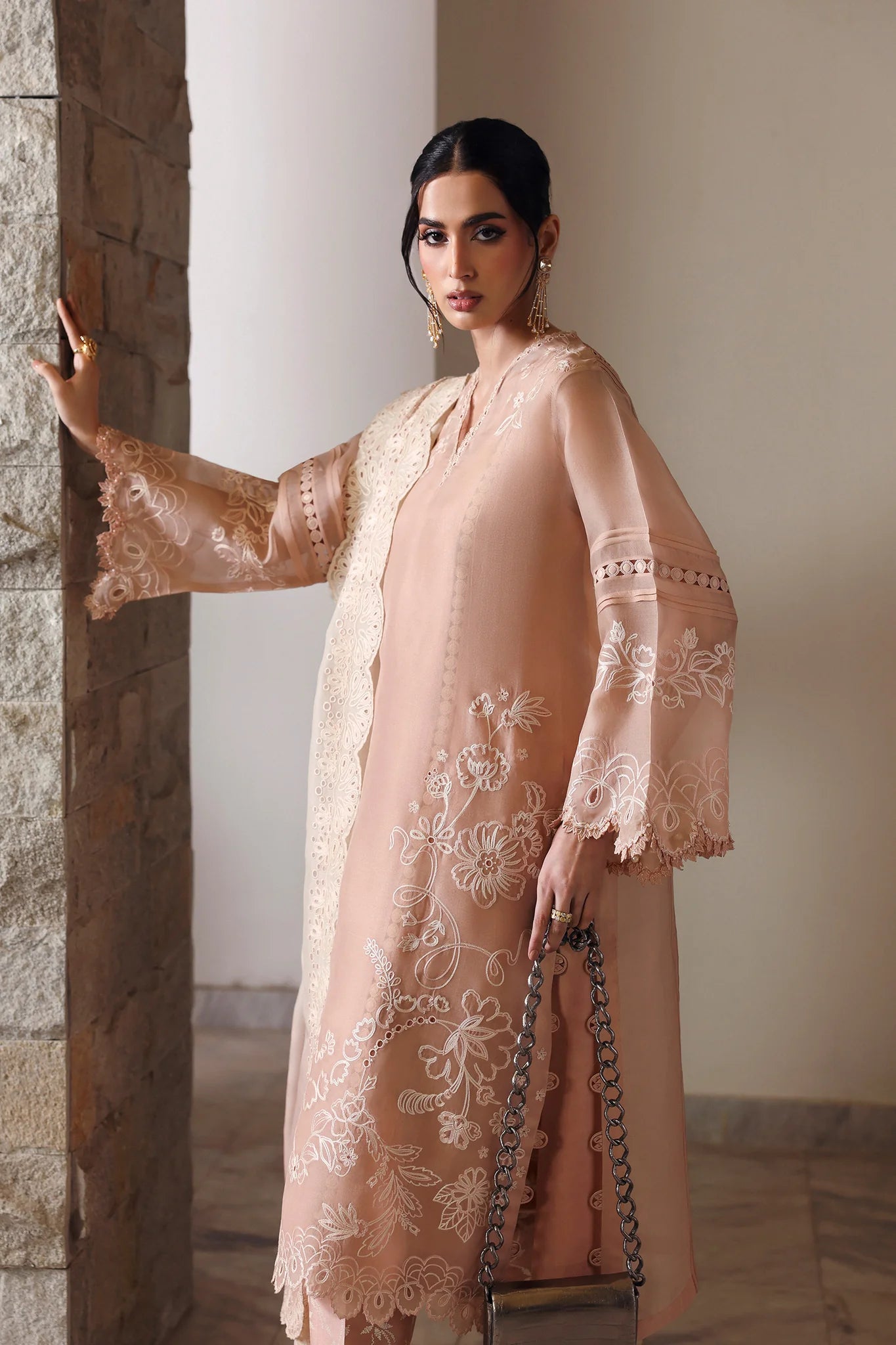 AVAIA (EV-21476) | NOURA | ELAN