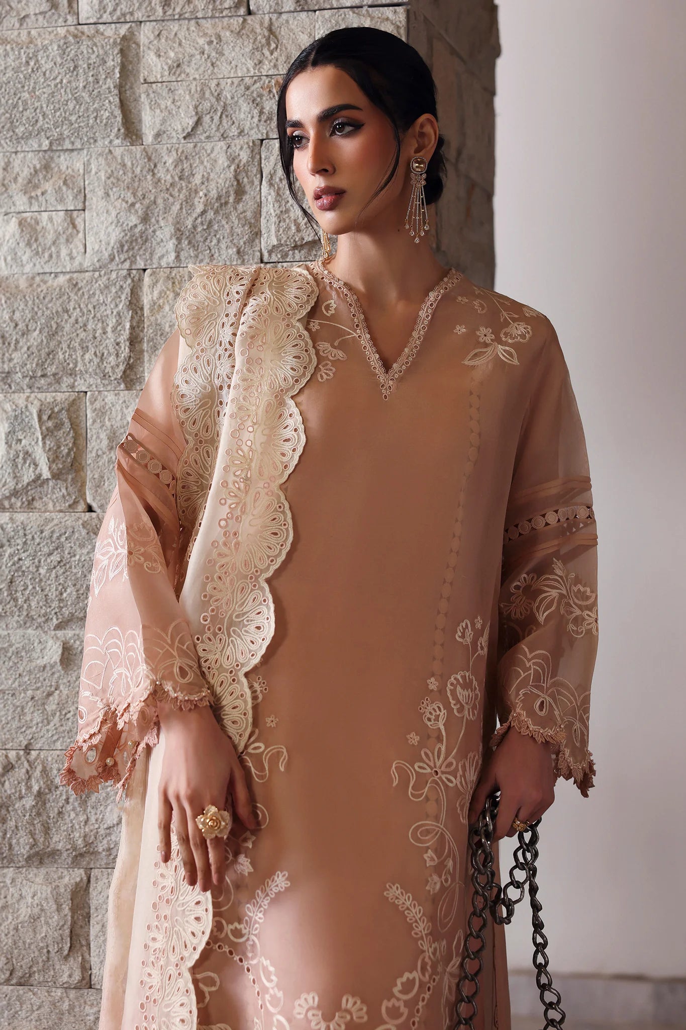 AVAIA (EV-21476) | NOURA | ELAN