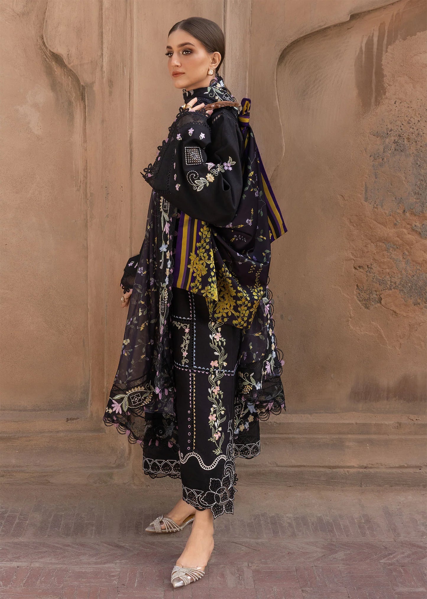 FLORAL SERENITY - D1A |  Flow By Crimson Lawn'26 | CRIMSON