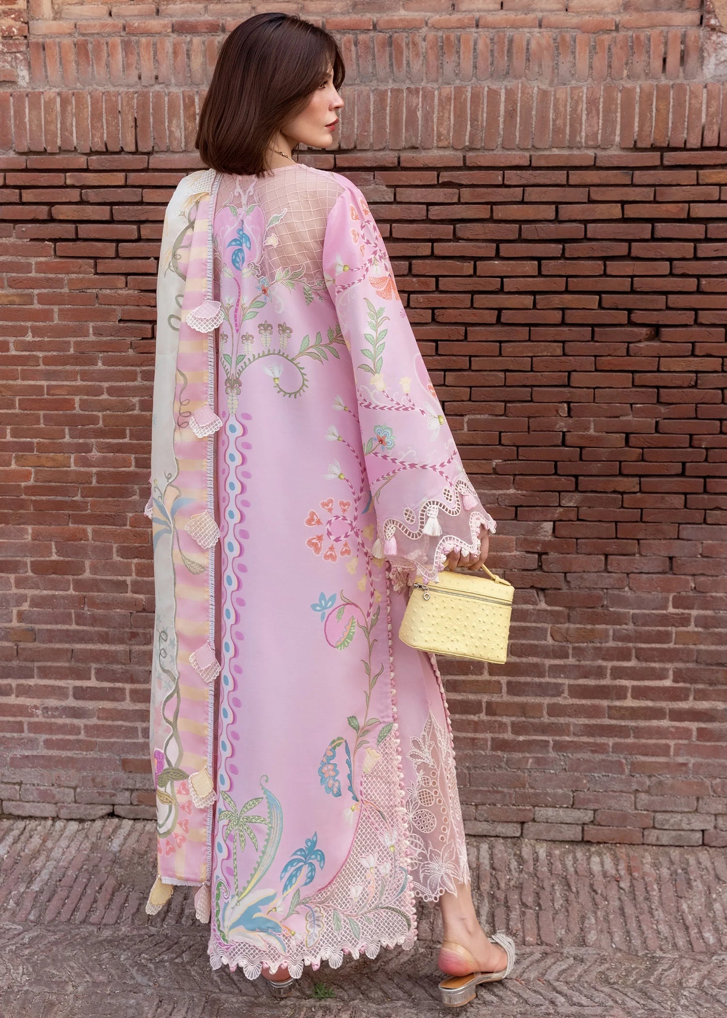 OUT OF MANY HEARTS - D6A |  Flow By Crimson Lawn'26 | CRIMSON