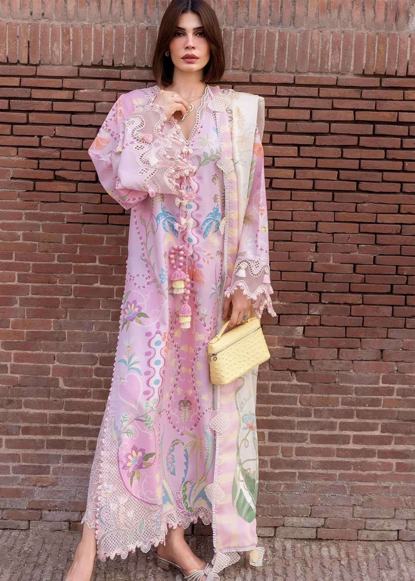 OUT OF MANY HEARTS - D6A |  Flow By Crimson Lawn'26 | CRIMSON