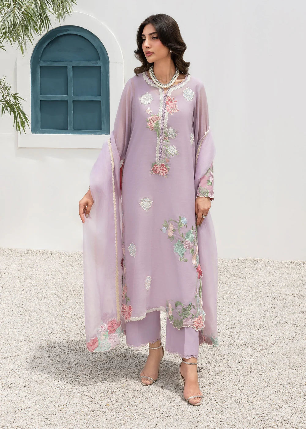 Irisé  | Saira Shakira Rosea Casual Pret'25
