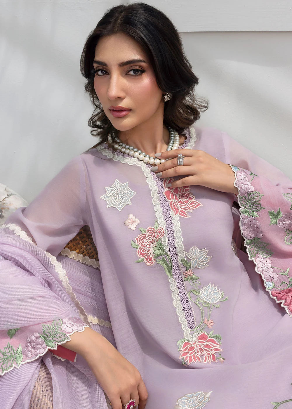 Irisé  | Saira Shakira Rosea Casual Pret'25
