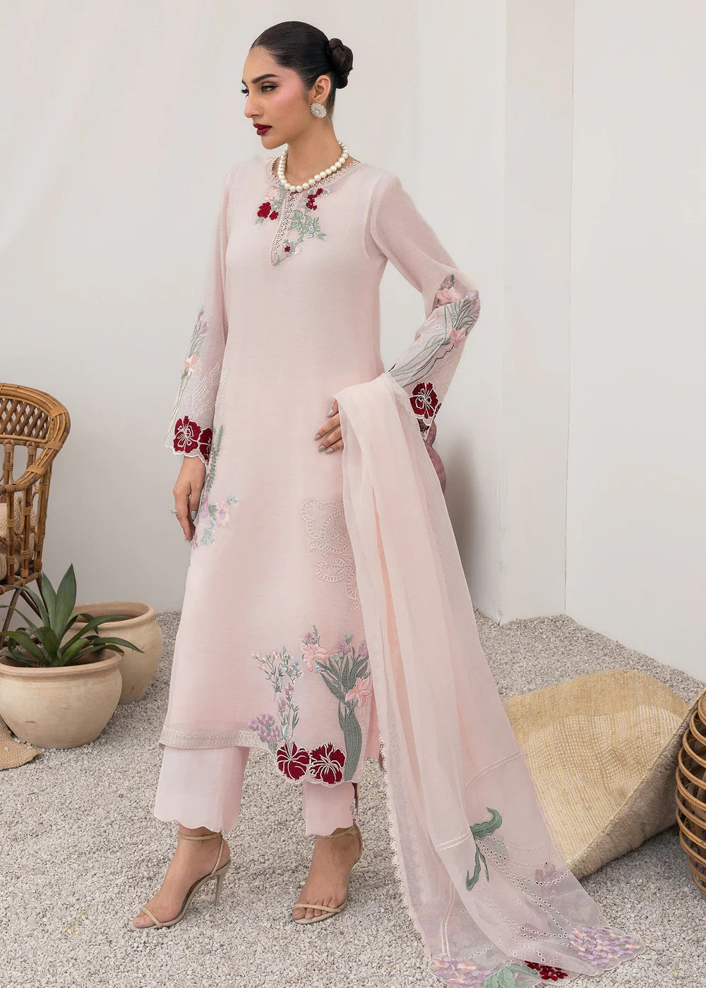 Petaline  | Saira Shakira Rosea Casual Pret'25