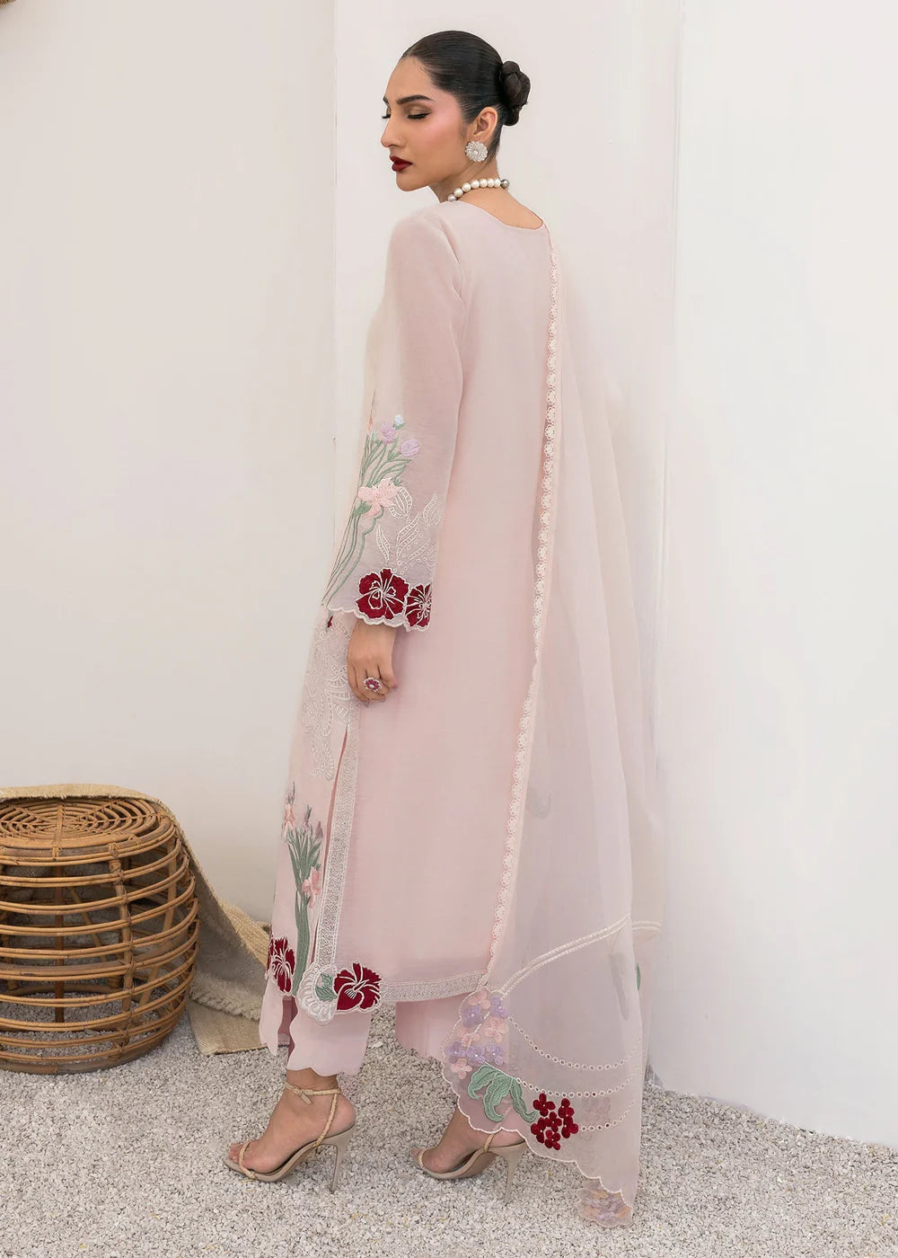 Petaline  | Saira Shakira Rosea Casual Pret'25
