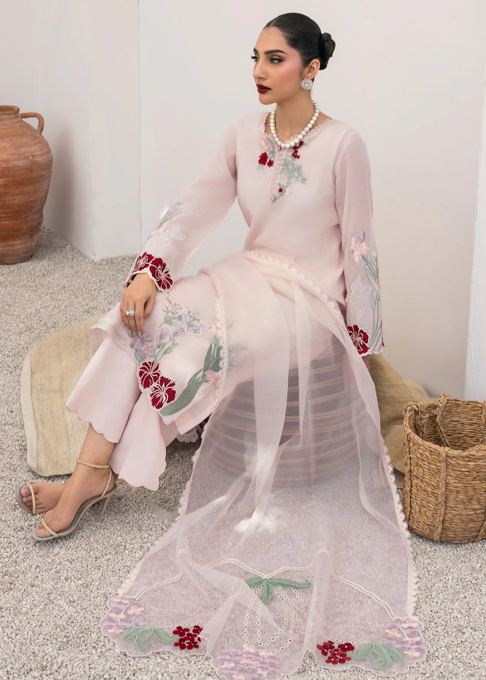Petaline  | Saira Shakira Rosea Casual Pret'25