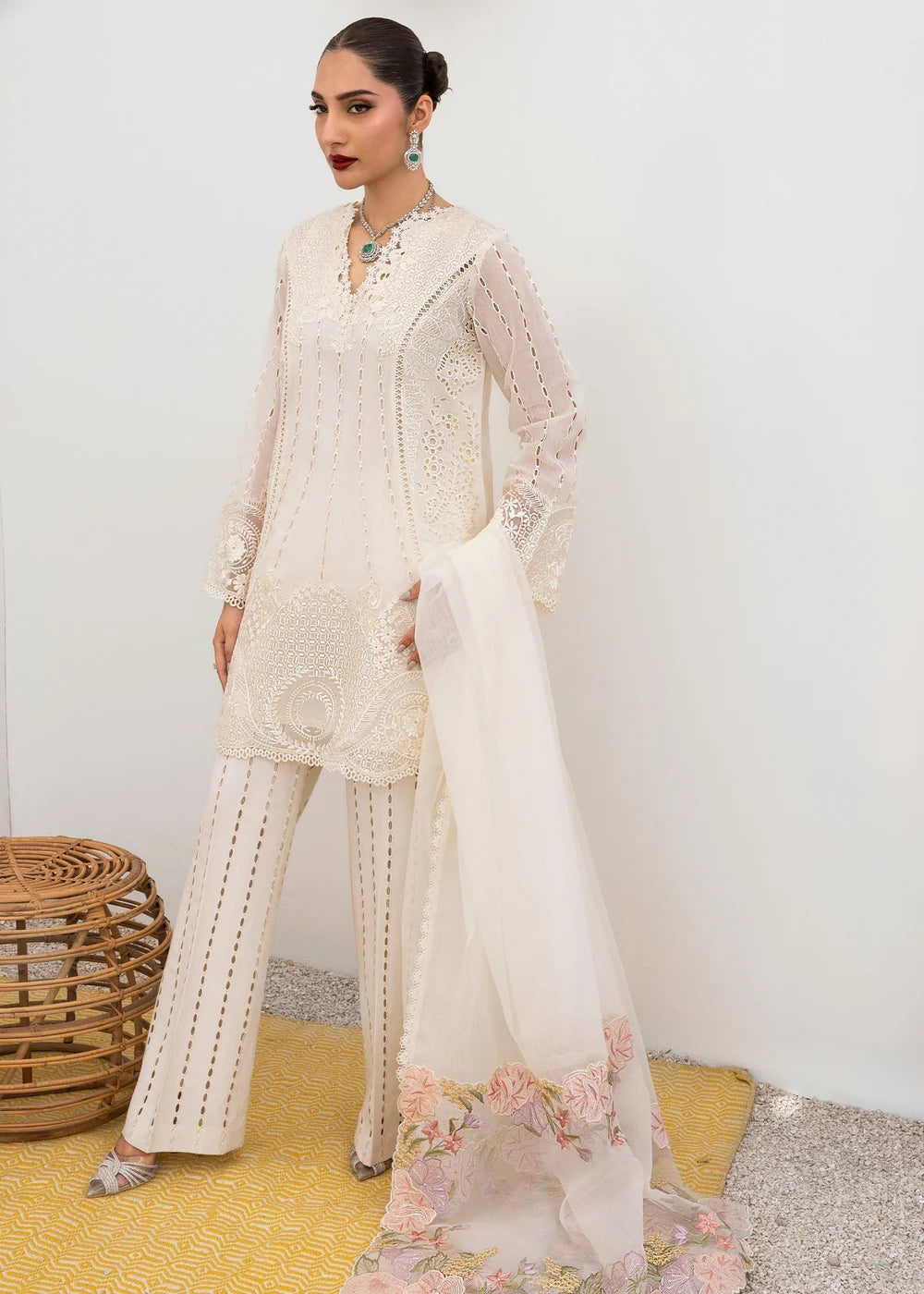 Dew  | Saira Shakira Rosea Casual Pret'25