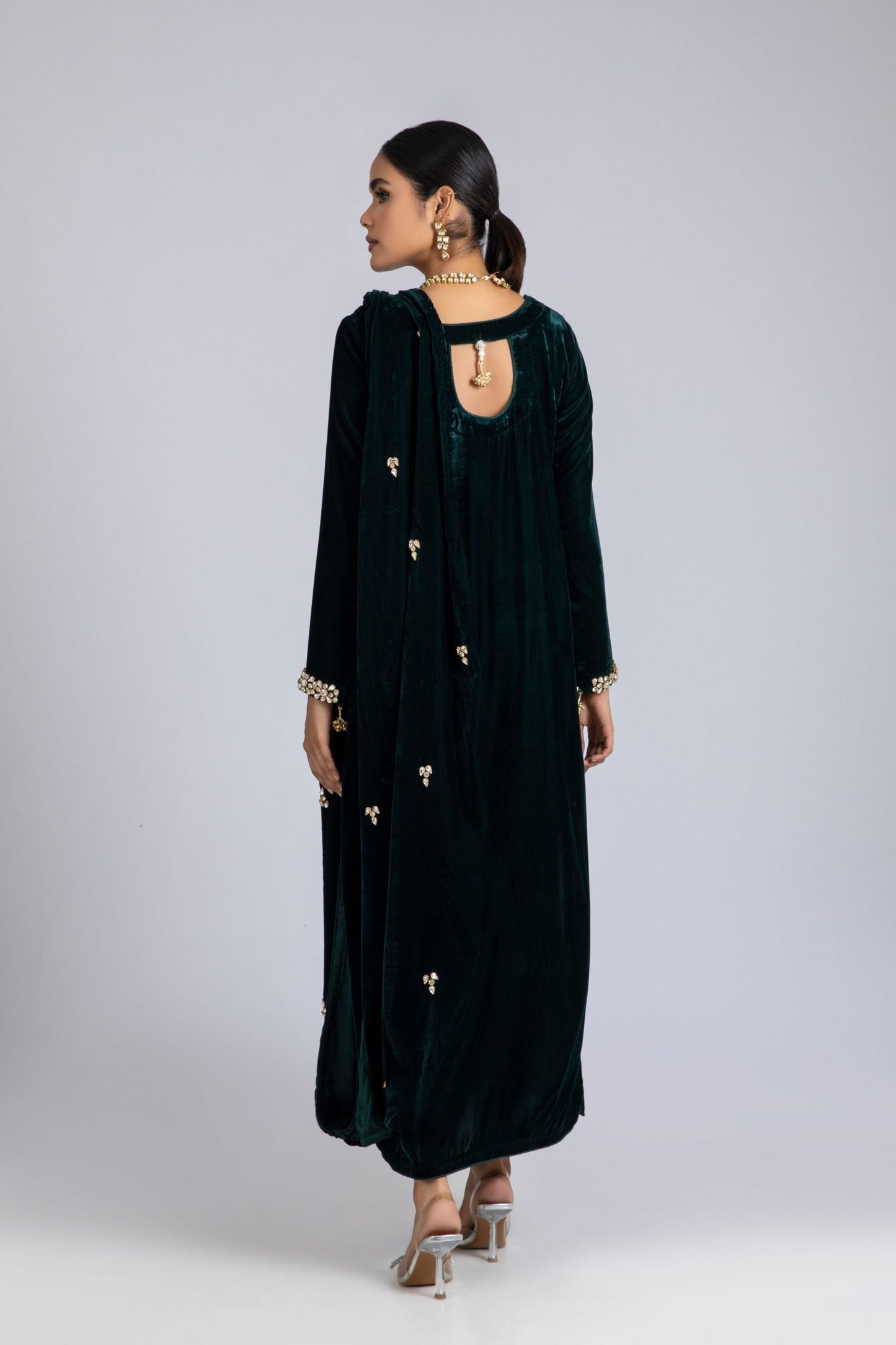 15539-GREEN | Velvet '25 | Ayesha Somaya