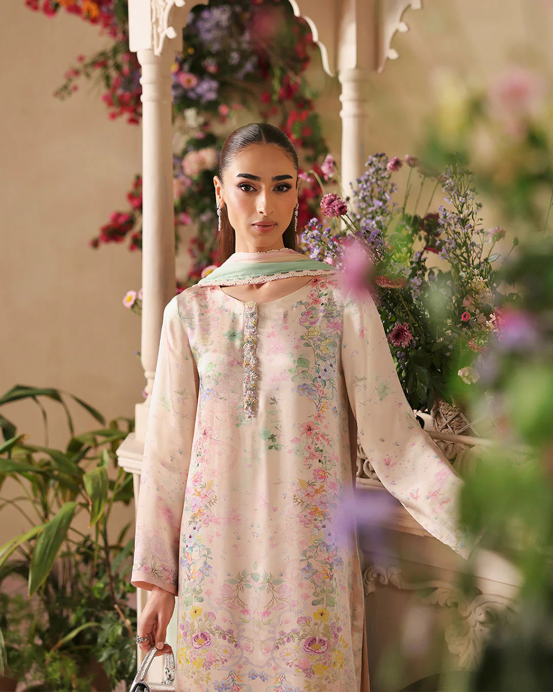 Aeni | Serina | Faiza Saqlain