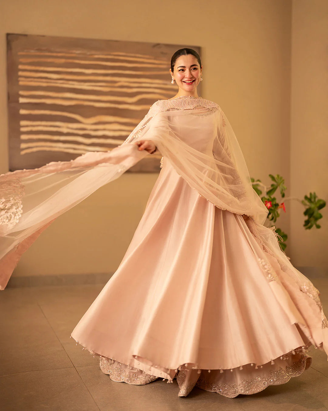 Mirari | Reina | Faiza Saqlain