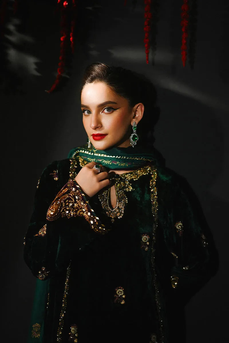 Mirha | Luxury Velvets '25 | Ansab Jahangir