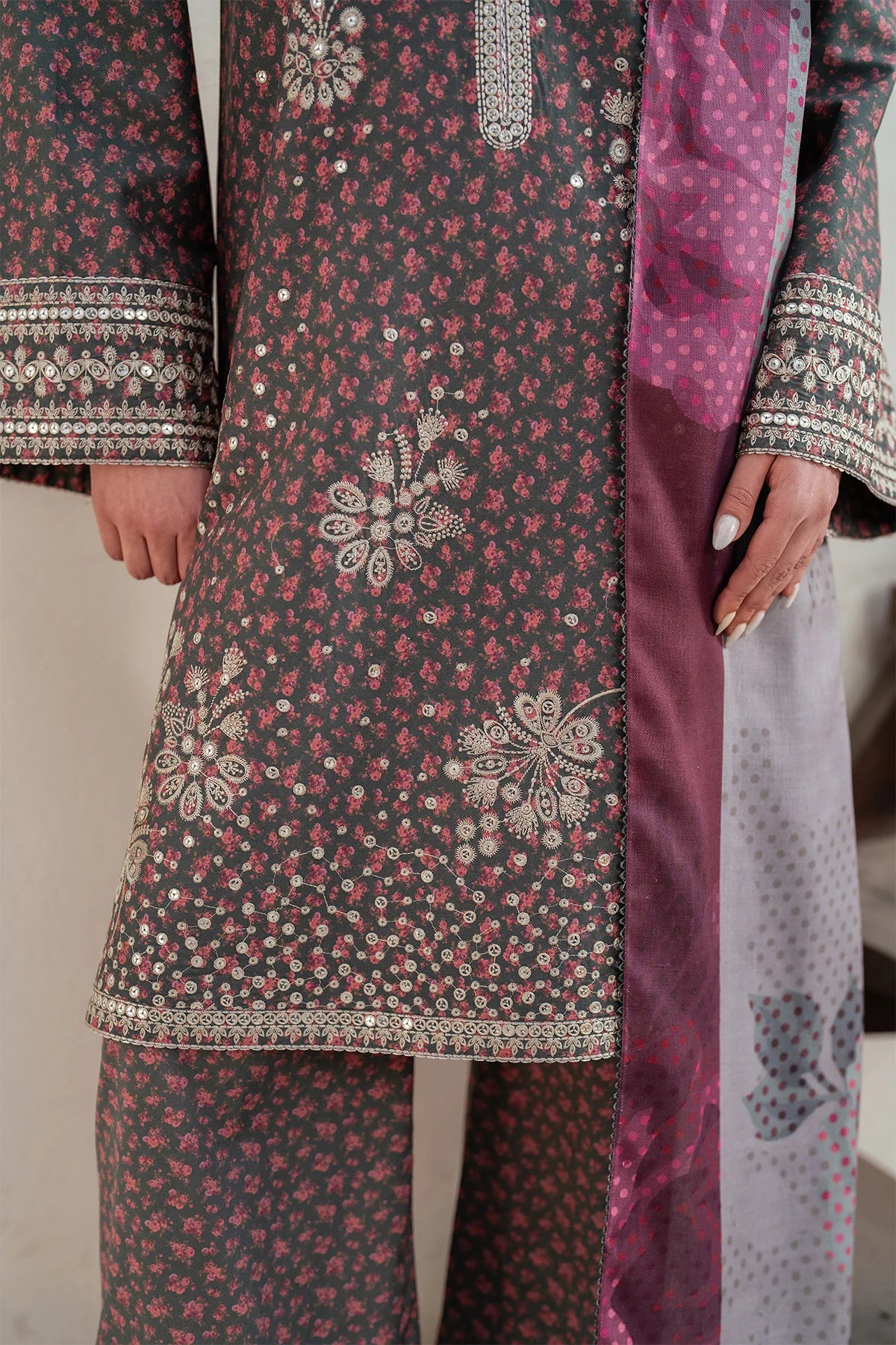 JZ-UW-D0112-0 | EMBROIDERED PREMIUM VISCOSE | Jazmin