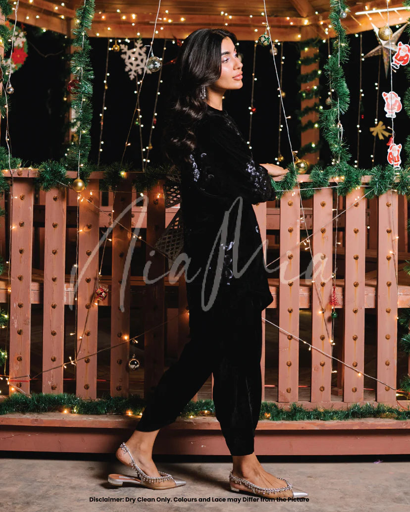 Eclipse | Winter Edit I |  Nia Mia